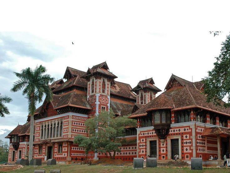 Delhi to Kerala Tour Package for Family Tour Package